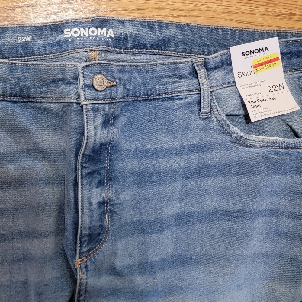 Sonoma NWT SIZE 22